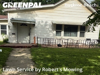 Lawn mowed in Topeka, 66608