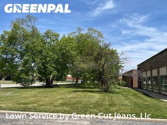 Grass Cutting nearby Elgin, IL, 