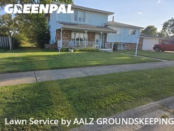 Work completed by grass-trimming-service-in-Lynwood-CA