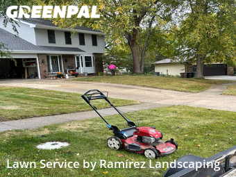 Lawn Service nearby West Des Moines, IA, 
