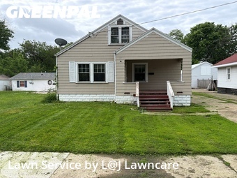 Lawn mowed in Peoria, 61603