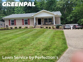Lawn Cutting nearby Hollyvilla, KY, 