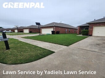 Lawn Maintenance nearby Moore, OK, 