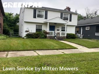 Lawn Care Service nearby Ferndale, MI, 