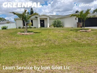 Lawn Mowing Service nearby Cape Coral, FL, 