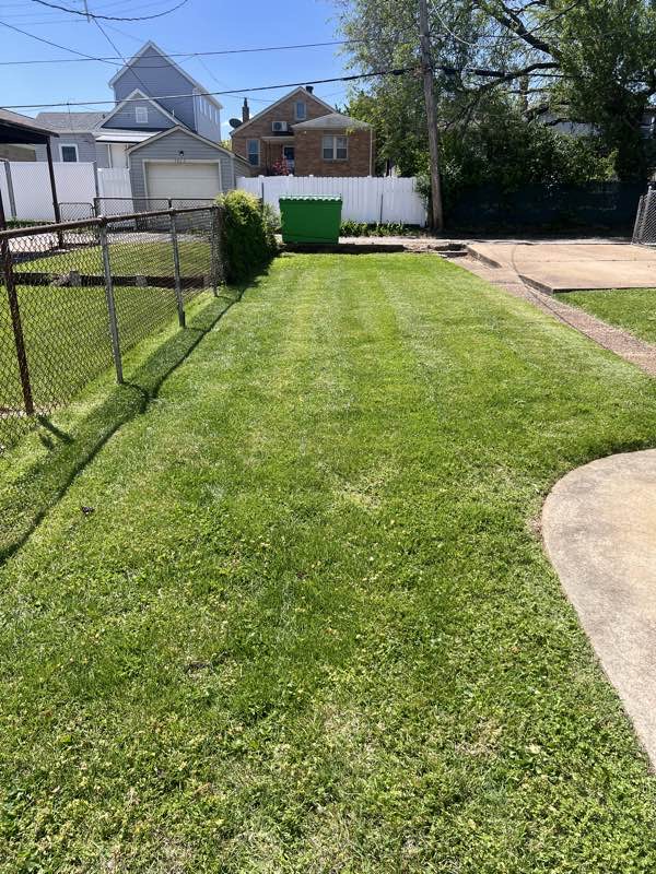 Mainstream Lawn Care Services in St. Louis, MO