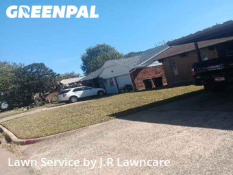 Lawn Servicein Moore,73160,Yard Cutting by J.R Lawncare, work completed in Dec , 2025