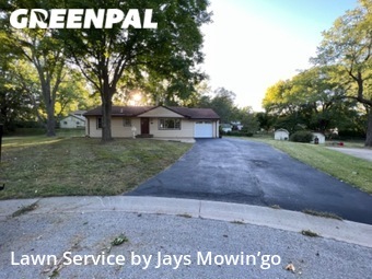 Lawn Care Service nearby Shawnee, MO, 