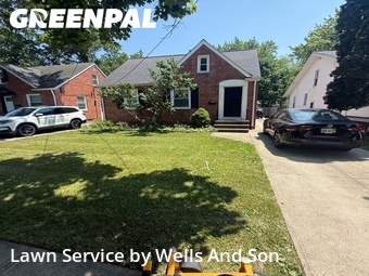 Lawn Service nearby Lyndhurst, OH, 