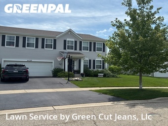 Lawn Mowing Service nearby Volo, IL, 