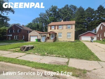 Lawn Care Service nearby Barberton, OH, 
