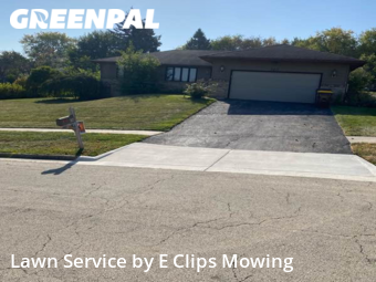 Yard Mowing nearby Rockford, IL, 