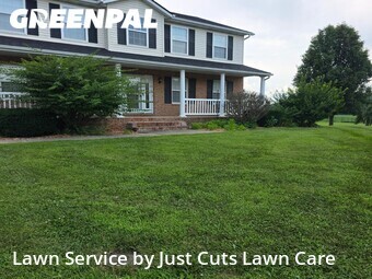 Lawn Care nearby Lebanon, IL, 
