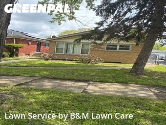 Lawn Mowing nearby Harvey, IL, 