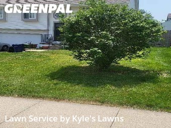 Lawn Mowing nearby Bellevue, NE, 