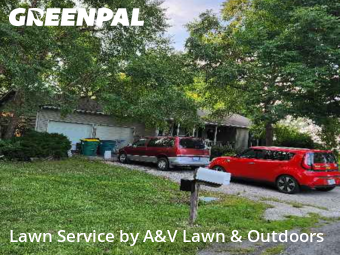 Lawn Mowing Service nearby Stilwell, MO, 