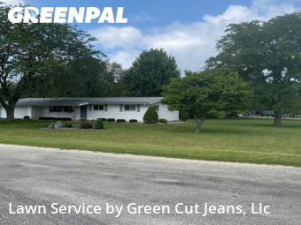 Lawn Care Service nearby Belvidere, IL, 