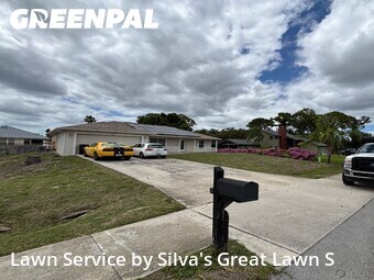 Lawn Care nearby Fort Myers, FL, 