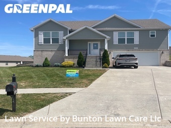 Grass Cut nearby Louisville, KY, 