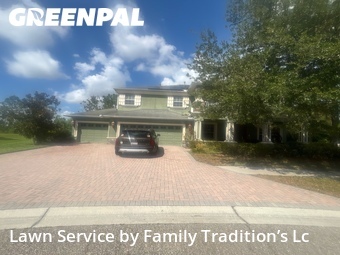 Lawn Cutting nearby Riverview, FL, 