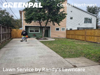 Lawn Mowing Servicein Houston,77091,Lawn Mow by Randy's Lawncare , work completed in Dec , 2025