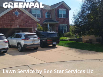 Lawn Carein Ballwin,63021,Lawn Mowing by Bee Star Services Llc, work completed in Nov , 2025