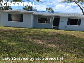 Lawn mowed in Gulfport, 33711