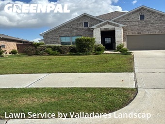 Lawn Service nearby Mont Belvieu, TX, 