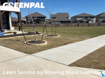 Lawn Mow nearby Hutto, TX, 