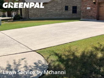 Lawn Servicein Burleson,76028,Lawn Maintenance by Mchanni, work completed in Nov , 2025