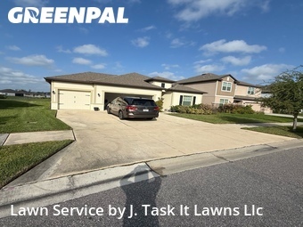 Lawn Care Service nearby Zephyrhills, FL, 