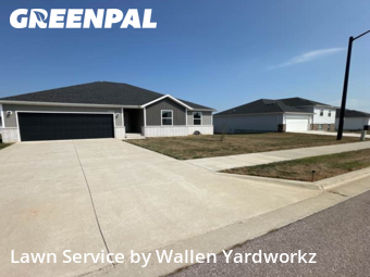 Lawn Mowing Service nearby Republic, MO, 