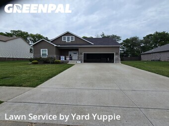 Grass Cutting nearby Clarksville, KY, 