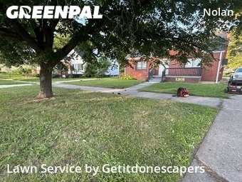 Lawn mowed in Detroit, 48234