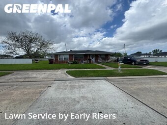 Grass Cut nearby Arabi, LA, 