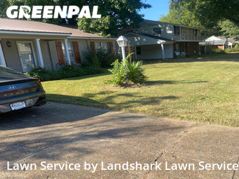 Lawn Cutting nearby Southaven, MS, 