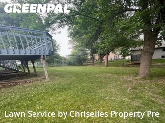 Lawn Care Service nearby Minneapolis, MN, 