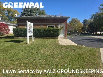 Lawn Care Service nearby Grant Park, IN, 