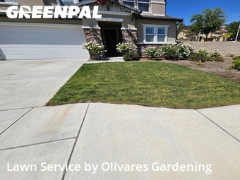 Lawn mowing work completed in Santa Clarita, CA