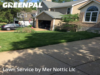 Lawn Cut nearby Valley Park, MO, 