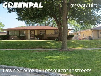 Lawn mowed in Milwaukee, 53225