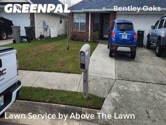 Lawn Maintenance nearby Cantonment, FL, 