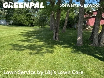 Lawn mowed in Brookfield, 53045