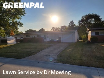 Lawn Service nearby Florissant, MO, 