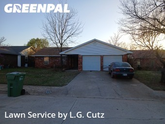 Yard Mowing nearby Yukon, OK, 