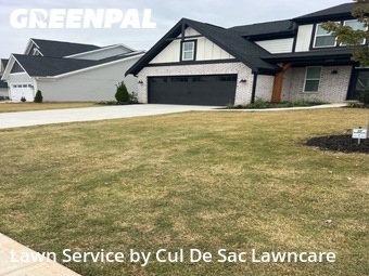 Lawn Mowing Service nearby Lawrenceville, GA, 