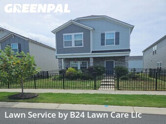 Lawn Mowing nearby Pineville, NC, 