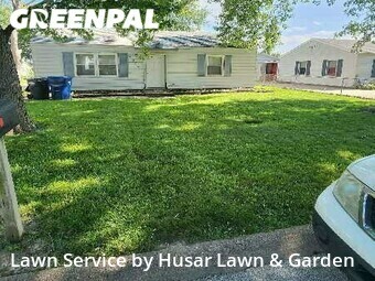 Lawn Care nearby Davenport, IL, 