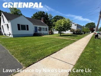 Lawn Maintenance nearby Windsor, CT, 