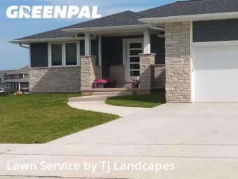 Yard Mowing nearby Ashwaubenon, WI, 